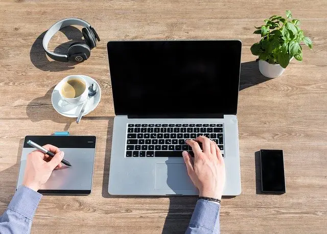 Become A Leader With These Simple Steps - training