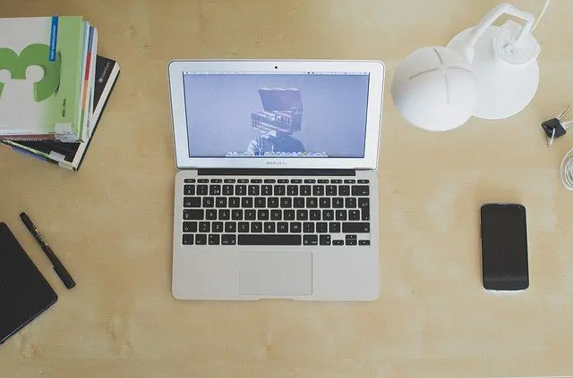 Tips on How to be Smarter at Blogging Tips on How to be Smarter at Blogging - blogging